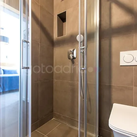 Smaragd - Bedroom Citrin With Shared Pool Apartment *